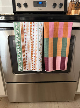 Erin: Double-Sided Hand Towel