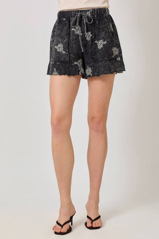 60968 Washed Embroidery Shorts