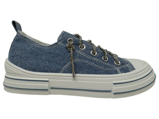 Very G Sneakers